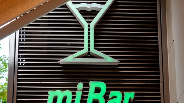 Bar Mi Bar