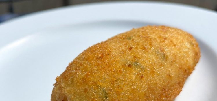 Café Bar Almériz > Croqueta de bacalao
