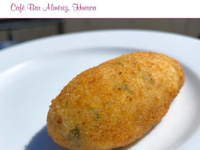 Café Bar Almériz > Croqueta de bacalao