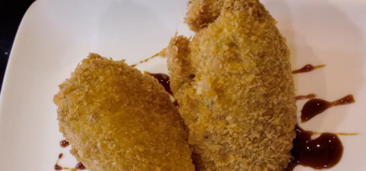 Restaurante Comomelocomo > Rollito de lomo relleno de verduras y queso