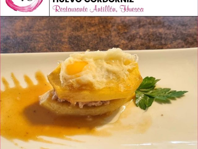 Restaurante Antillón – Hamburguesa de ternasco de Aragón con pan de patata y huevo cordorniz