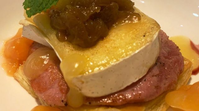 Restaurante Comomelocomo: Vaya, vaya solomillo y papaya