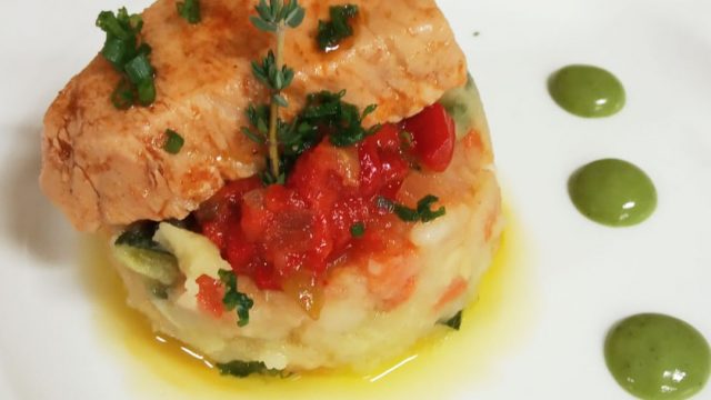 Restaurante Flor de Huesca: Taco de salmón en escabeche con verduritas