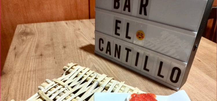 Cafetería El Cantillo > Medallon ibérico con caramelo de cebolla y queso de fonz