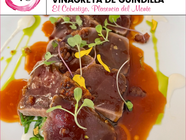 Restaurante El Cobertizo >  Tataky de atún, tomate rosa y vinagreta de guindilla