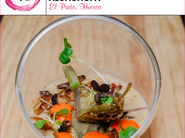 Café Bar El Punto >  Crema de boletus, patata y huevo , panceta, setas y alcachofa