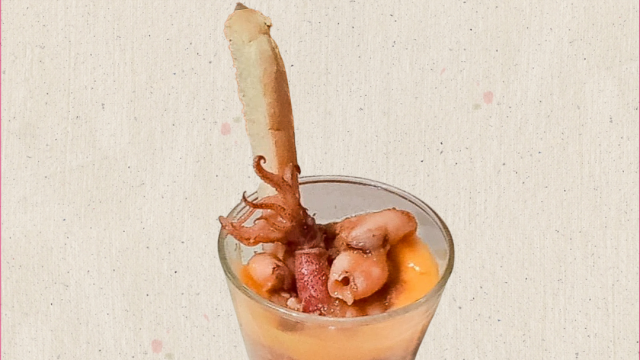 Restaurante El Bodegón de Alagón > Vasito de Puntillas con reducción de sidra y mouse de boniato
