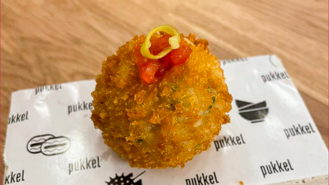 Pukkel > Croqueta de nuestro steak