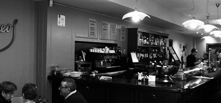 Café Bar Pirineos