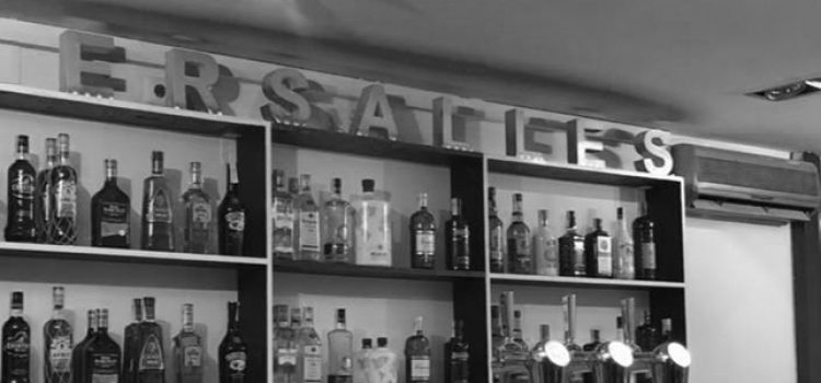 Versalles Bar